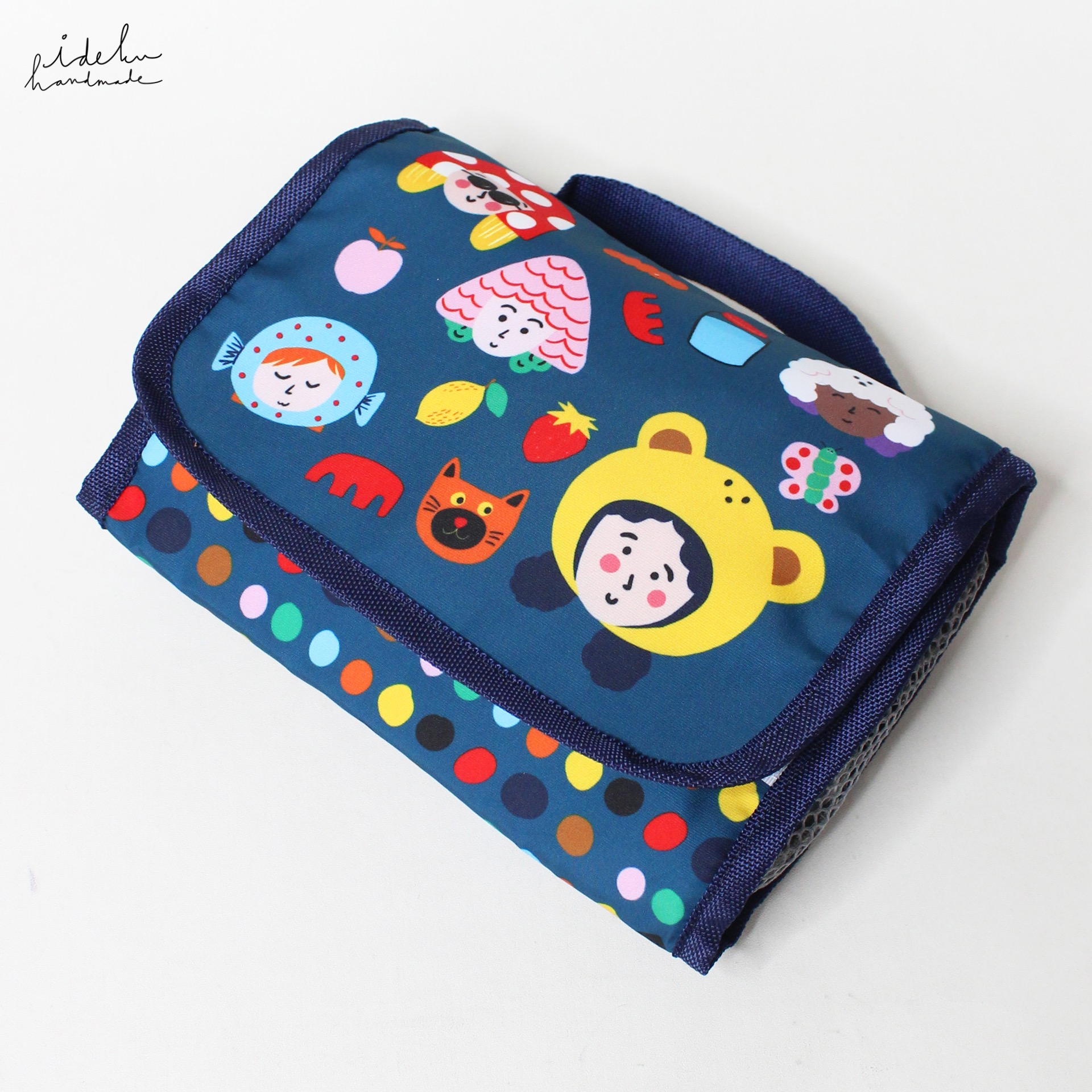 Cheeky Faces Toiletries Bag
