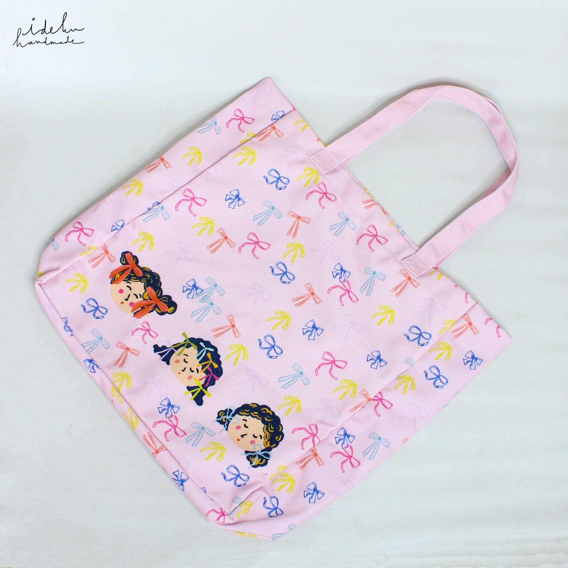 Pubi Coquette Bag