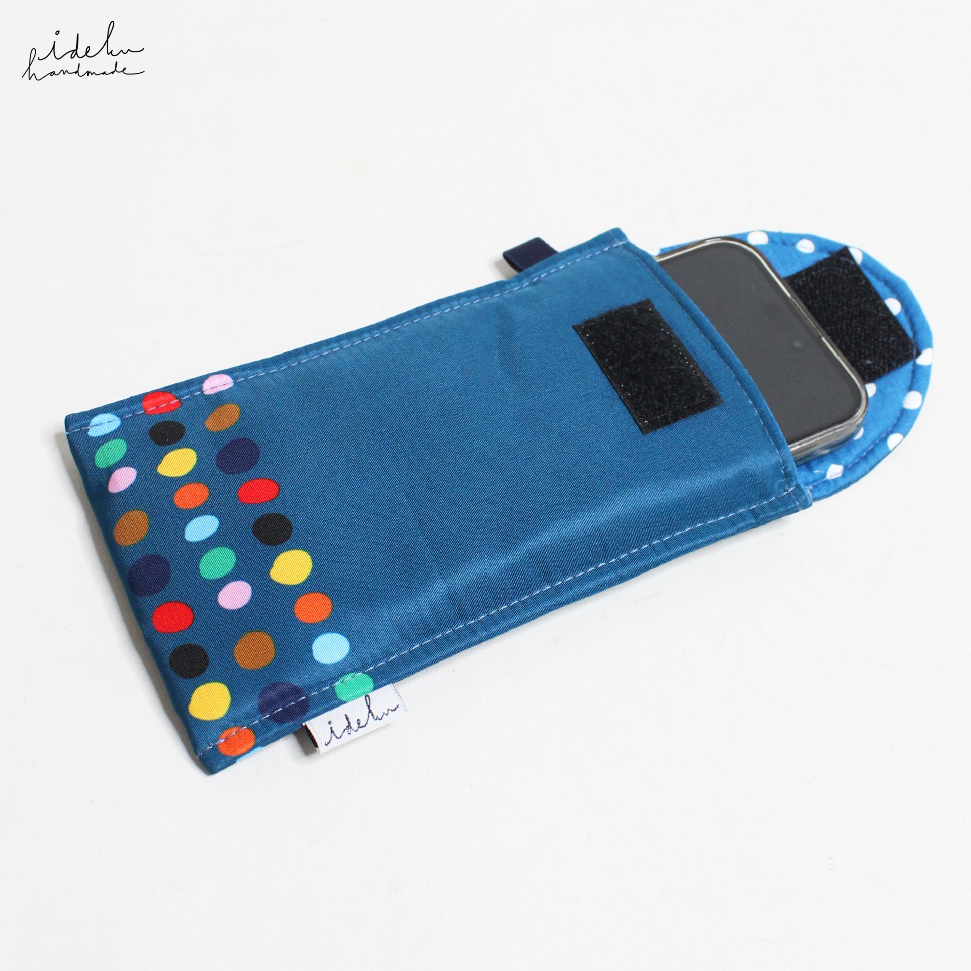 Cheeky Faces Puffy Hp Pouch