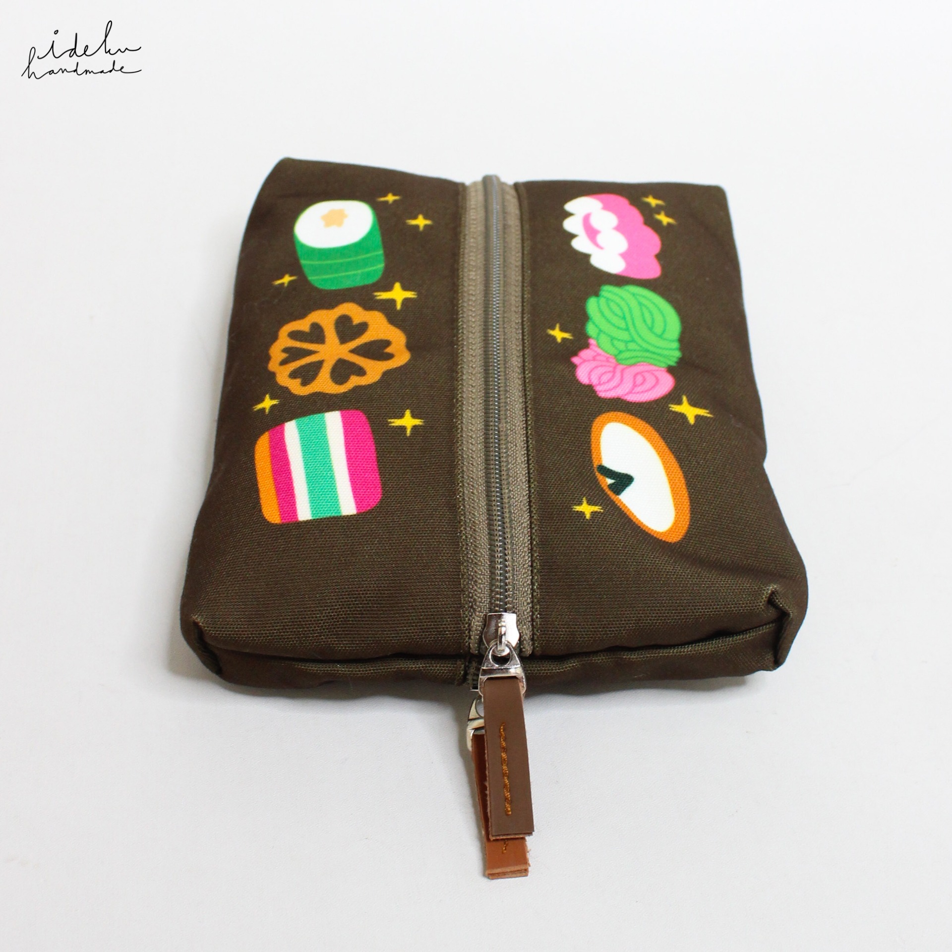 Jajanan Pasar Tissue Cover