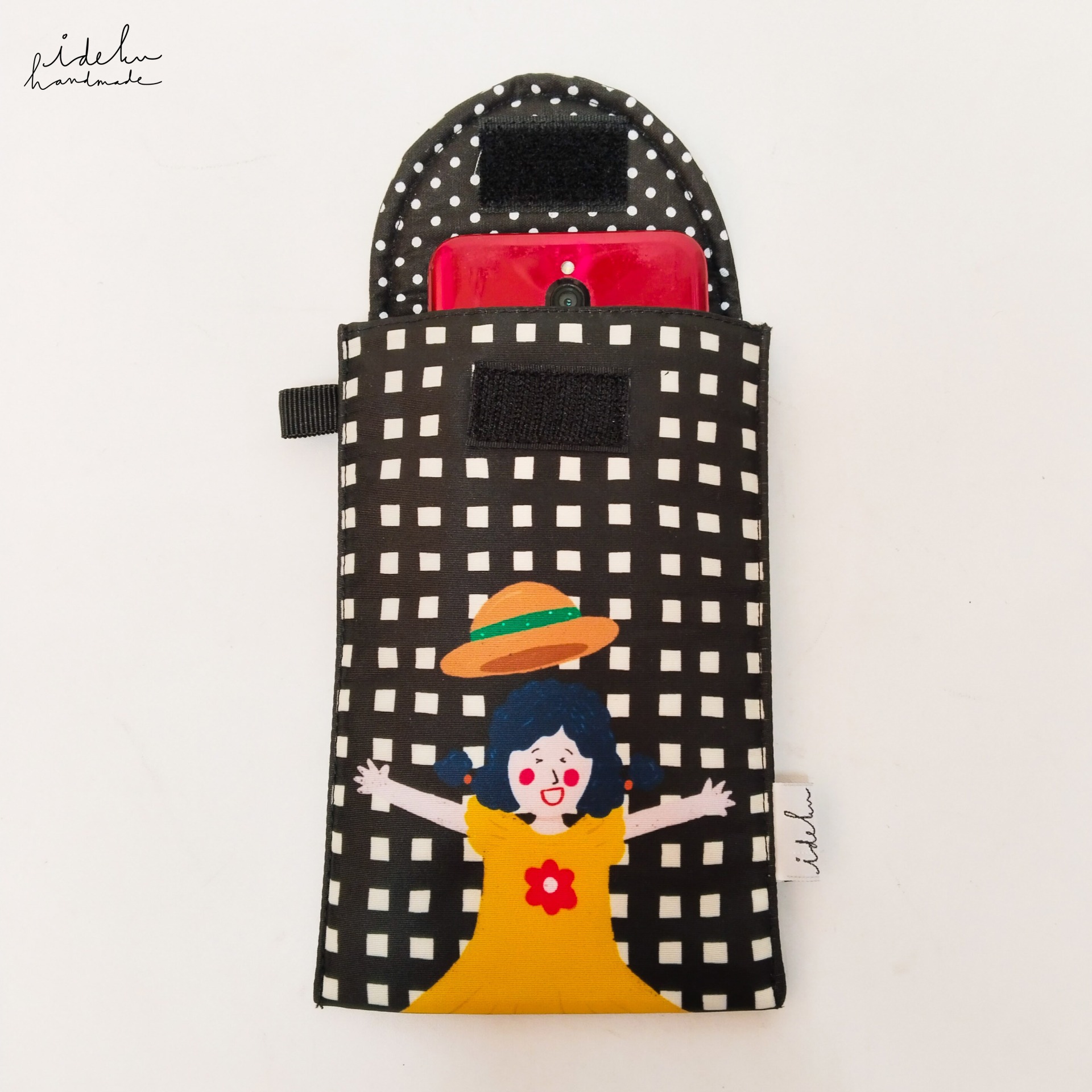 Fancy Faces Black Puffy HP Pouch 