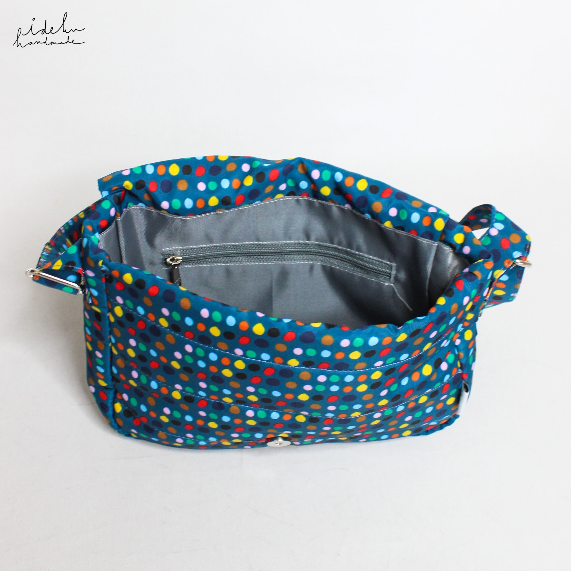 Cheeky Faces Tofu Bag