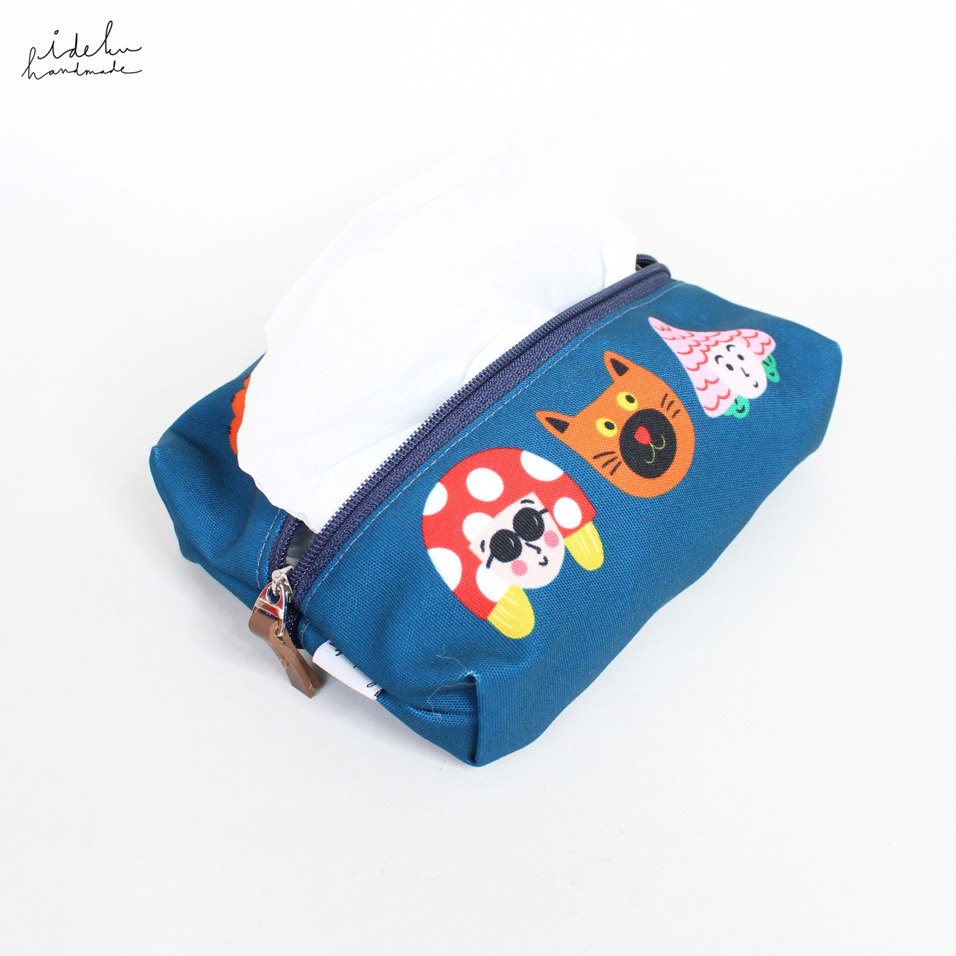 Cheeky Faces Tissue Cover
