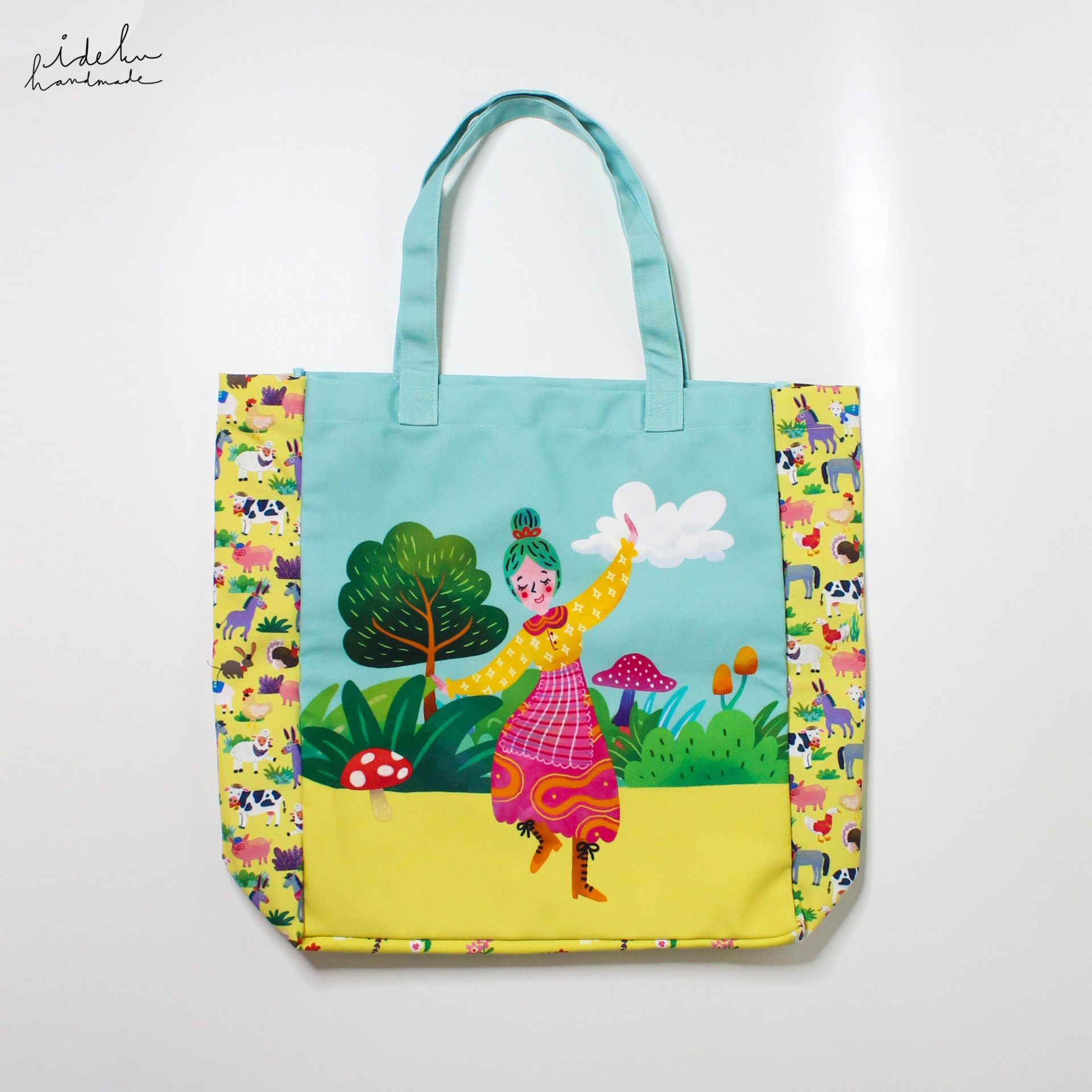 Faces Farm Bag