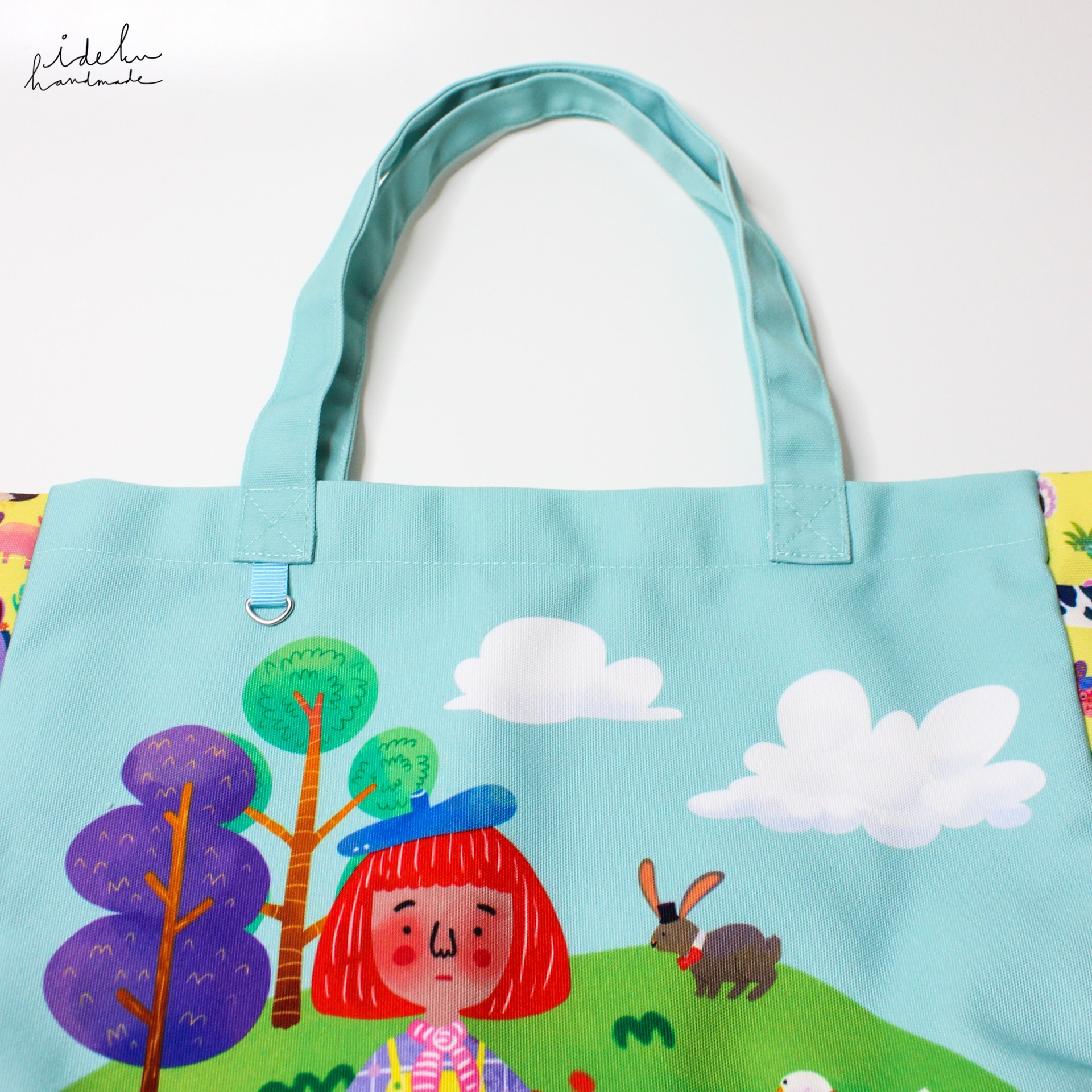 Faces Farm Bag