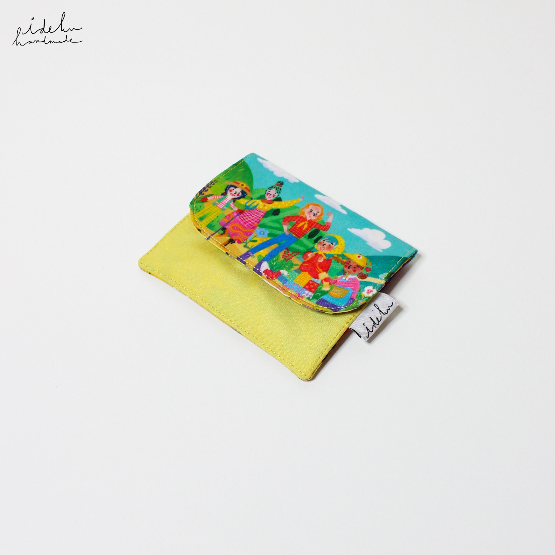 Faces Farm Card Holder