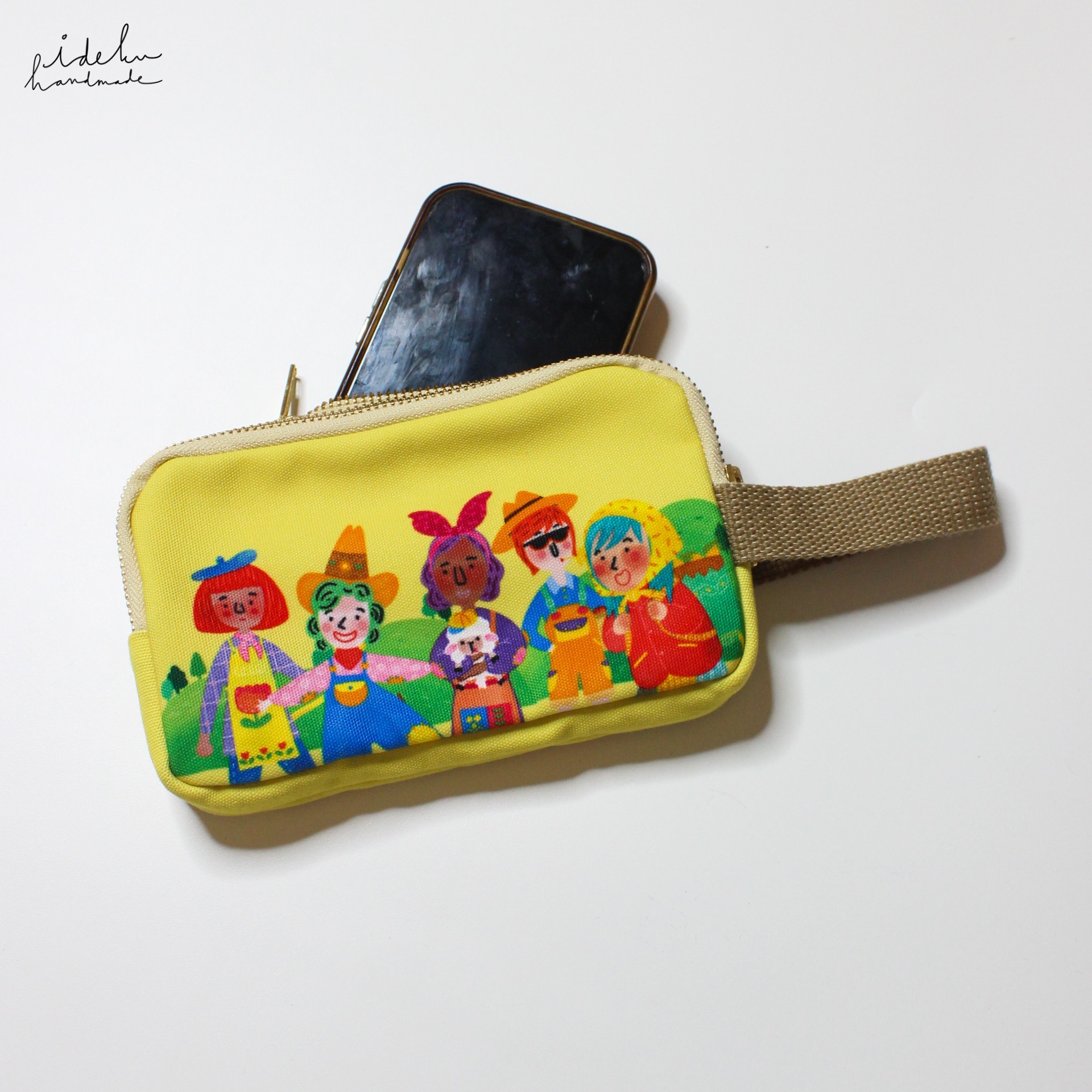 Faces Farm Hp Pouch