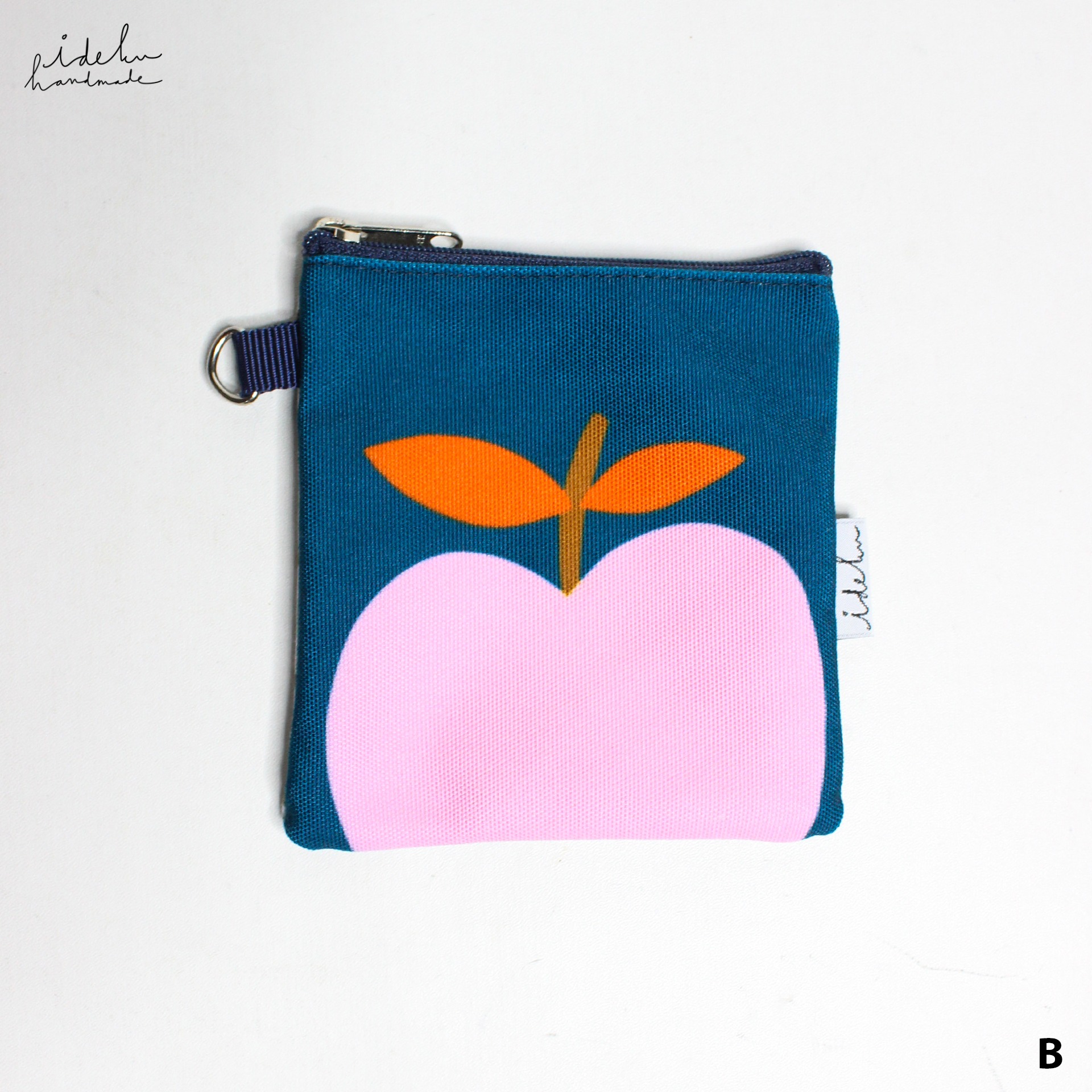 Capple Poppy Pouch