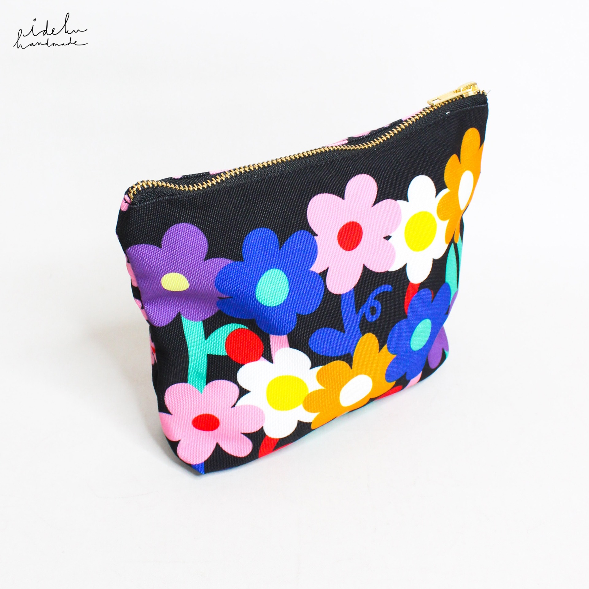 Bianca Pouch