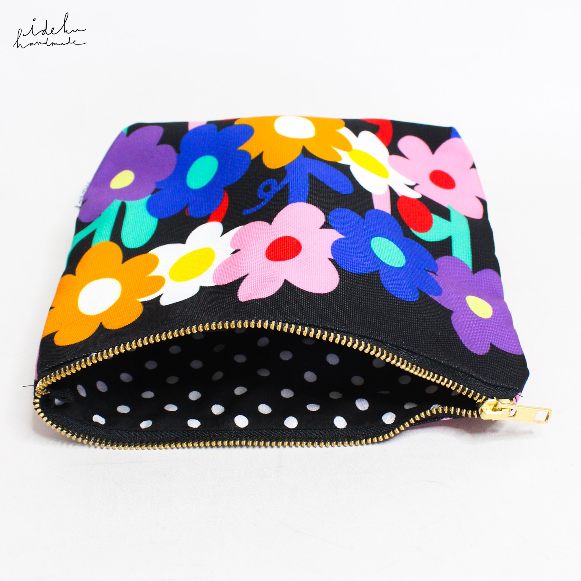 Bianca Pouch