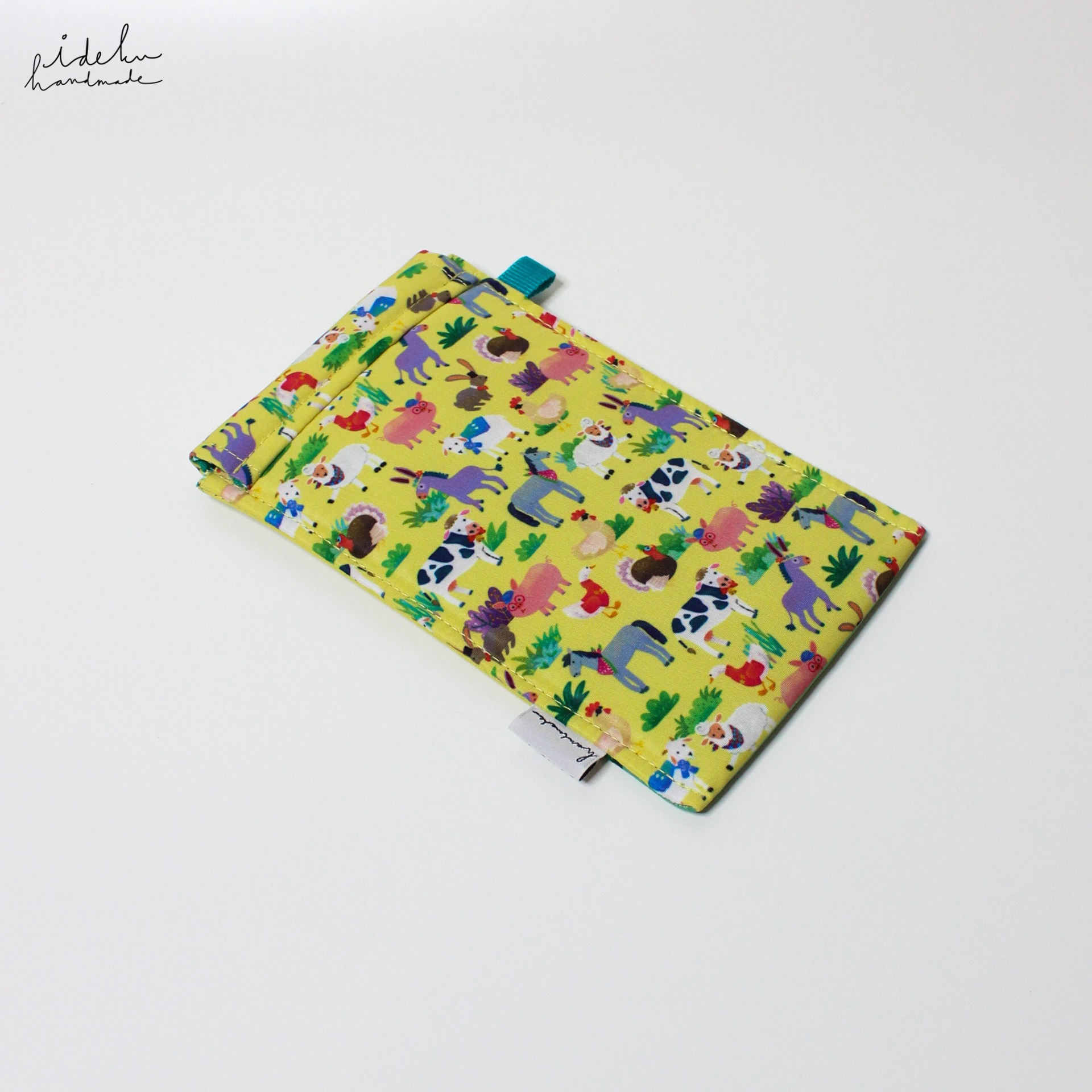 Faces Farm Puffy Hp Pouch