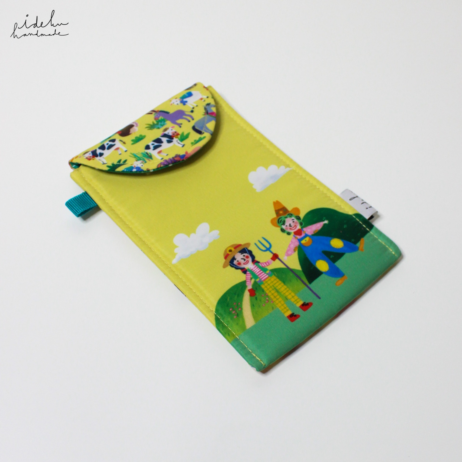 Faces Farm Puffy Hp Pouch