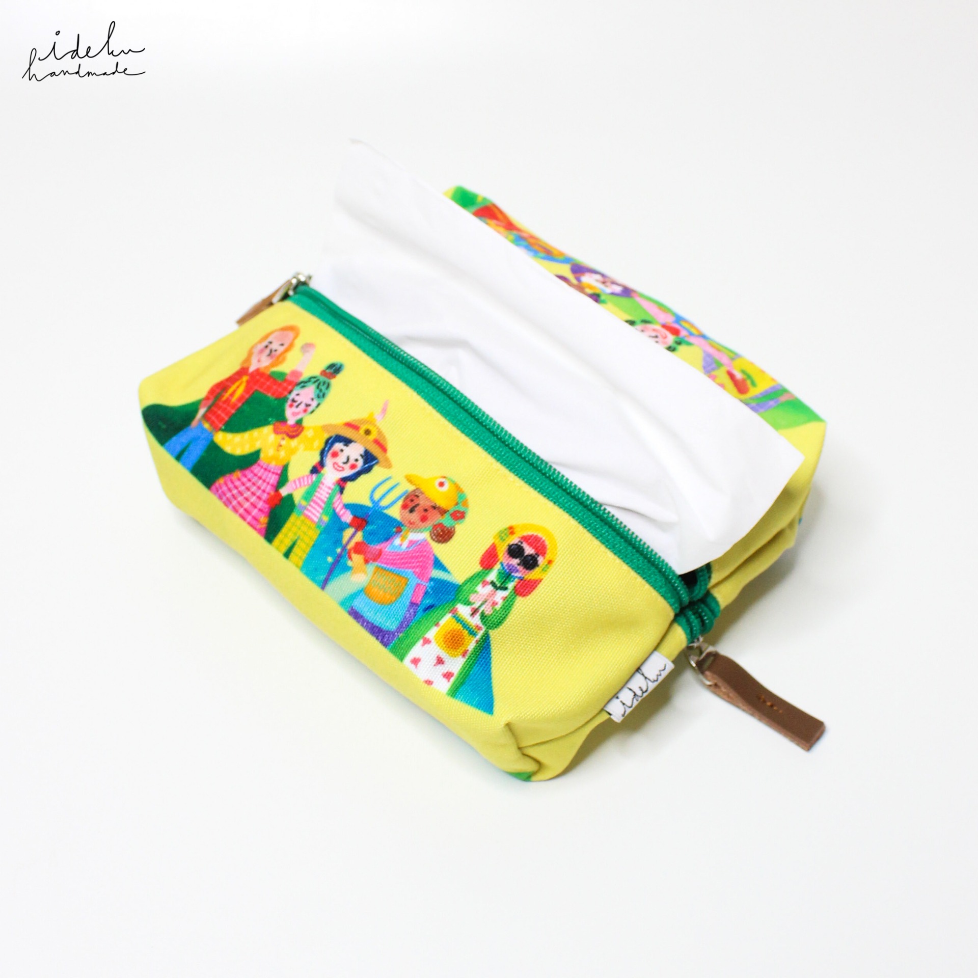Faces Farm Tissue Cover