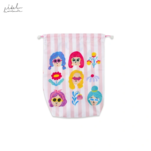 Image of Amore Wetzy Pouch