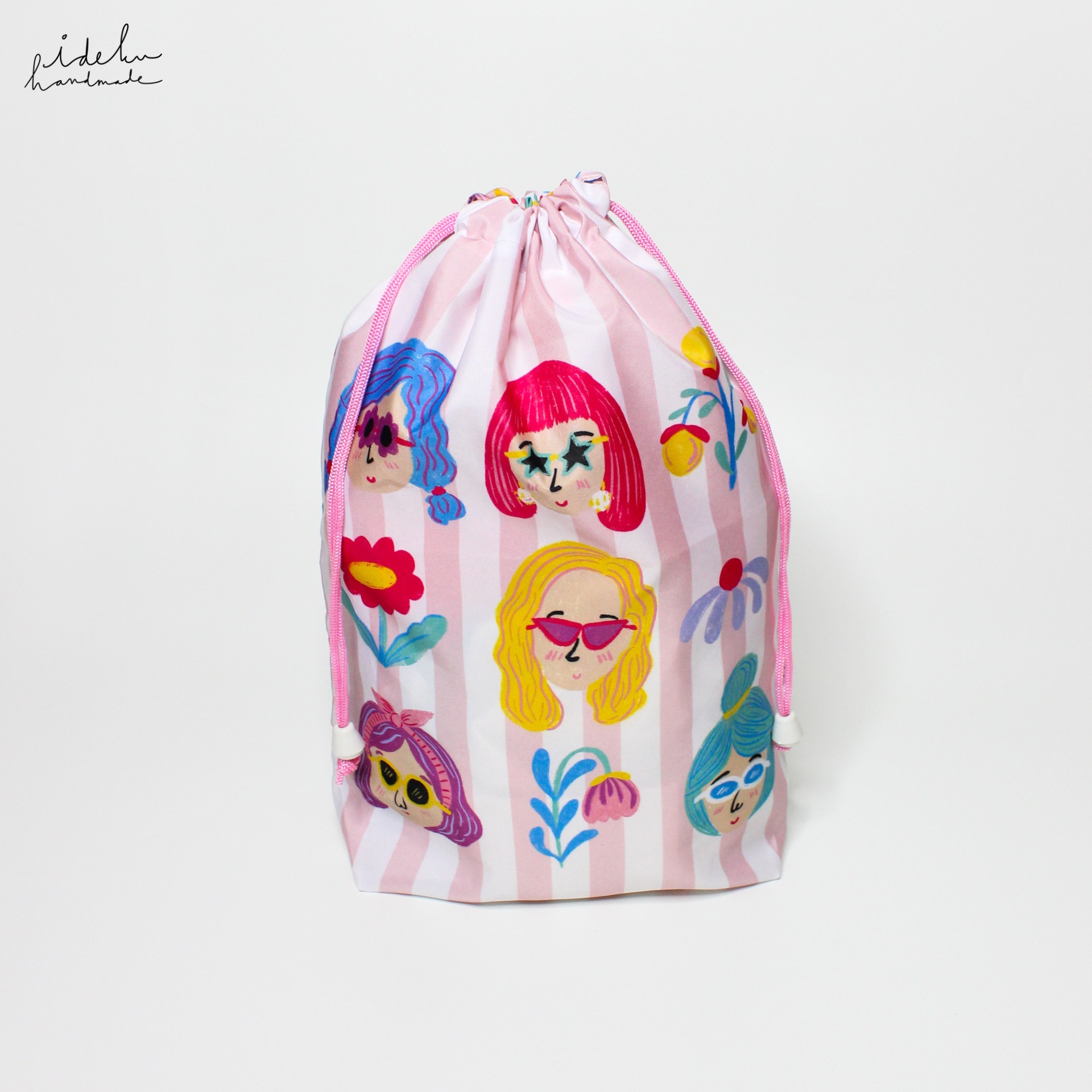 Amore Wetzy Pouch