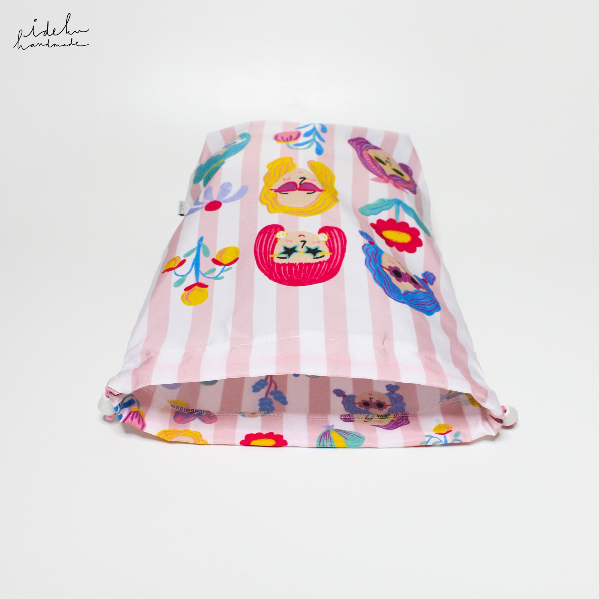 Amore Wetzy Pouch