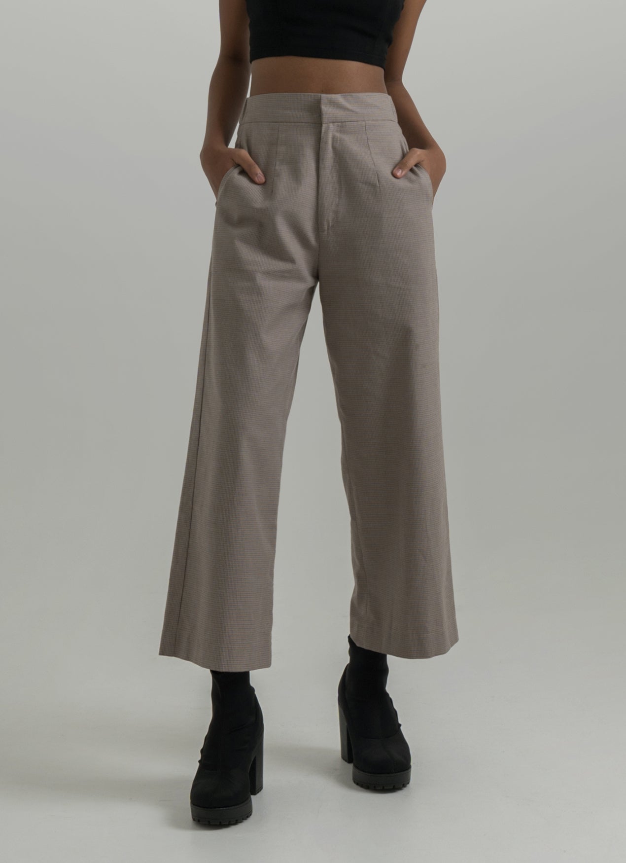 Nao Pants in Checkered