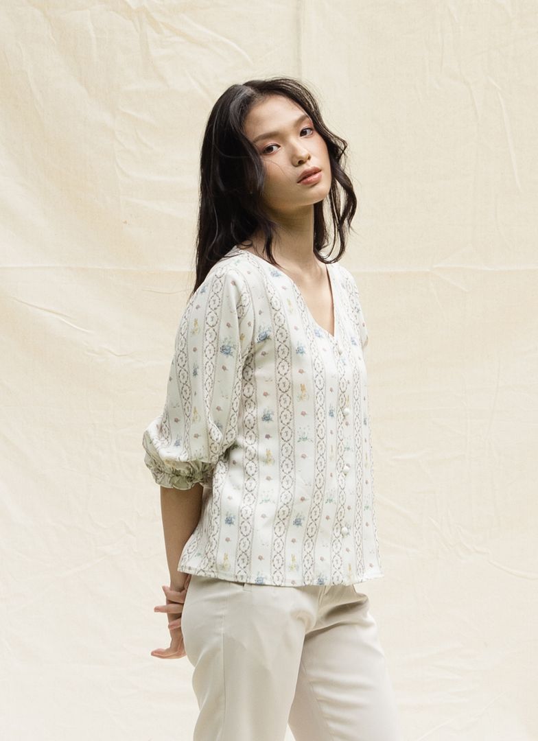 Merryl Blouse in Stripes