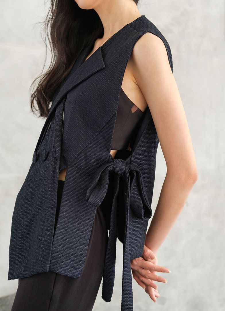 Croix Vest in Navy Blue