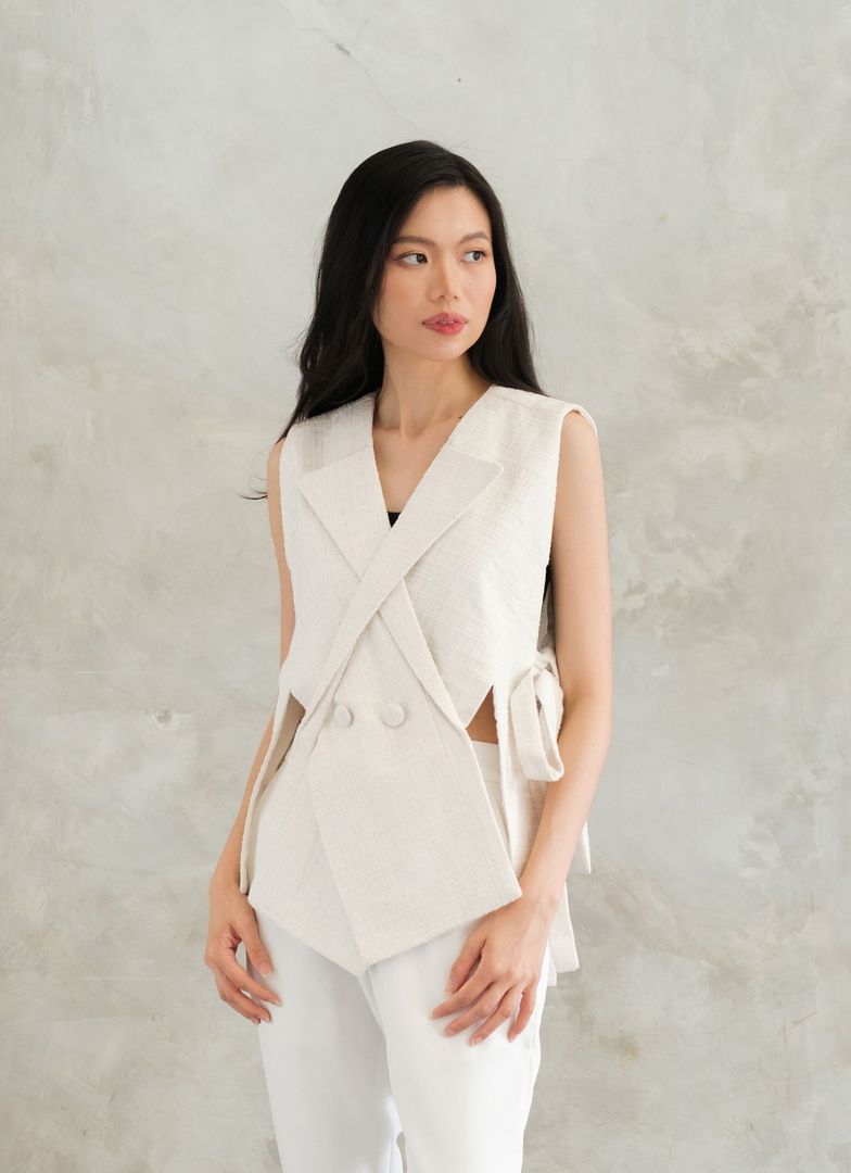 Croix Vest in White (Last Piece)