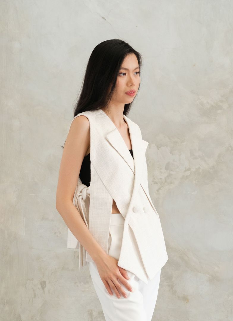 Croix Vest in White (Last Piece)