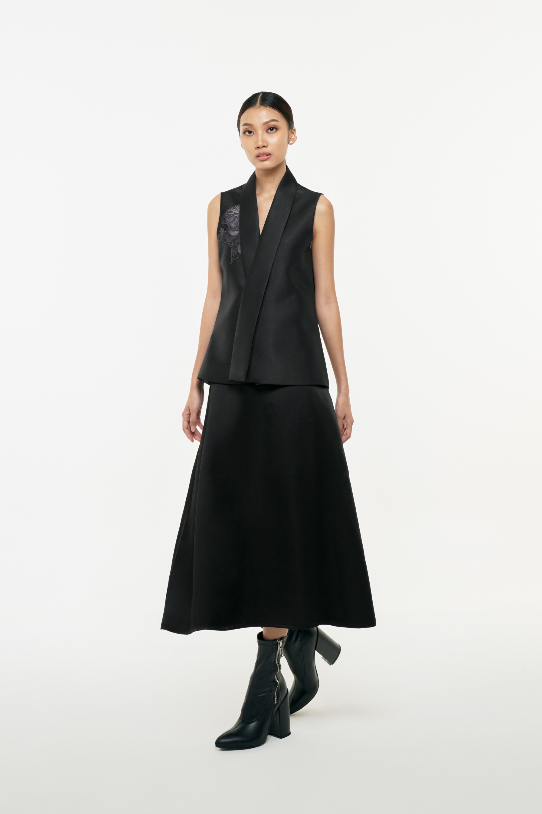 Noir Skirt