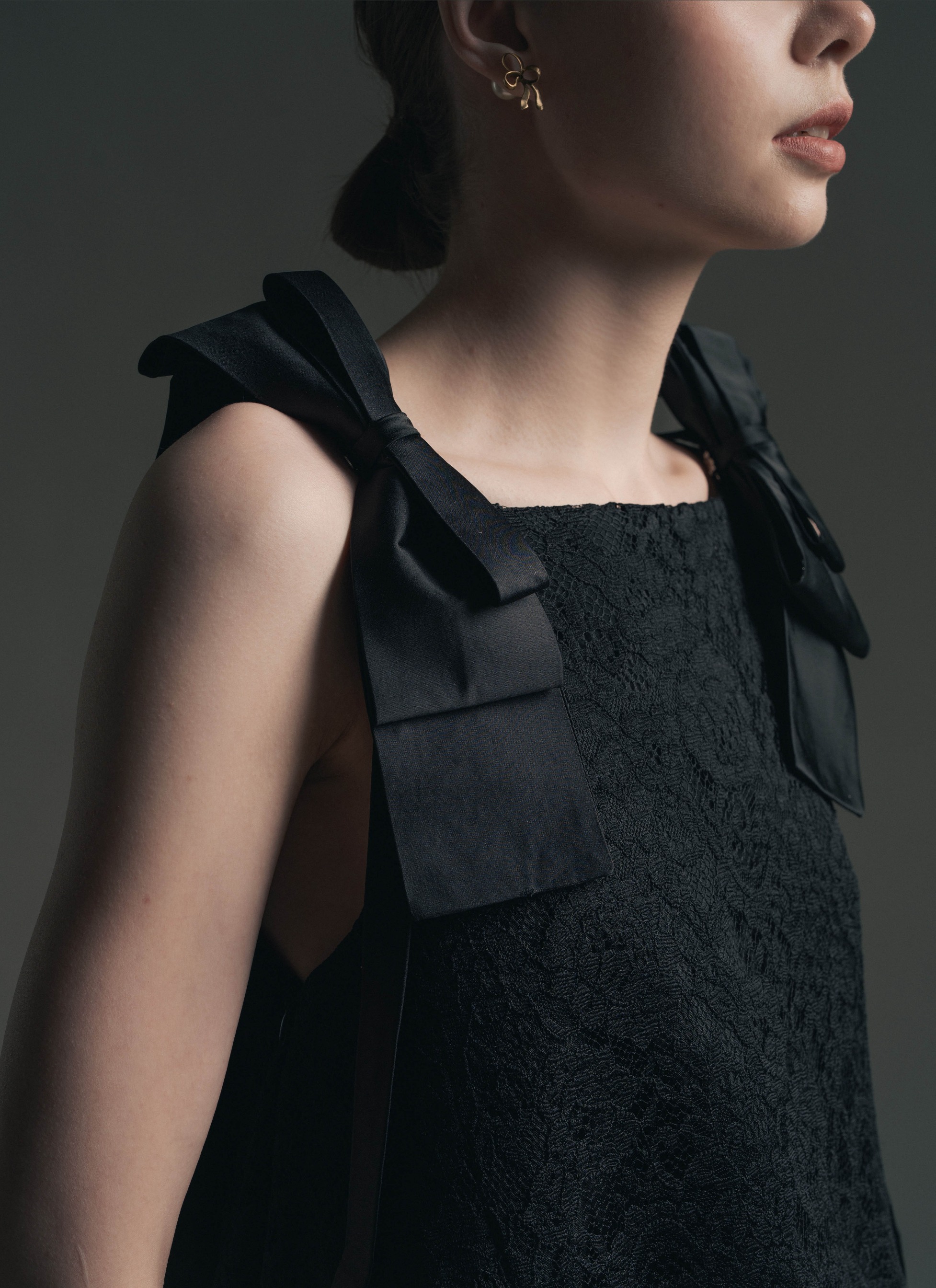 Anne Lace Dress in Black