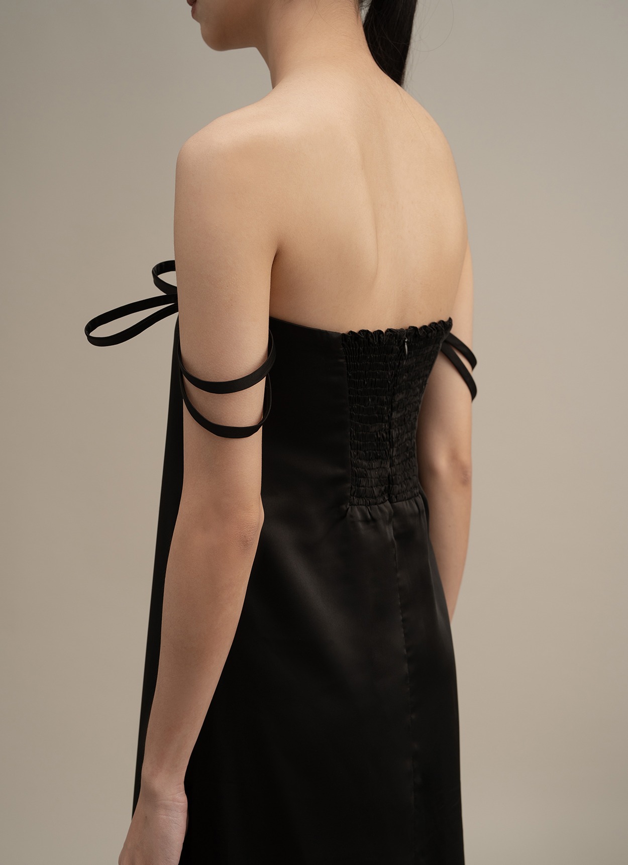 Jannik Dress in Black