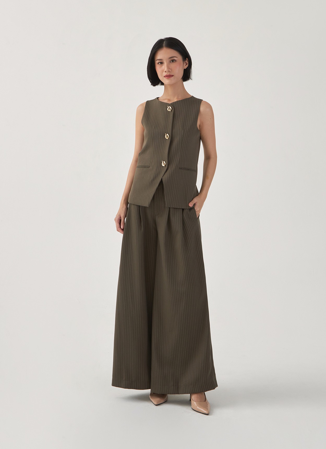 Maddison Vest in Olive Brown