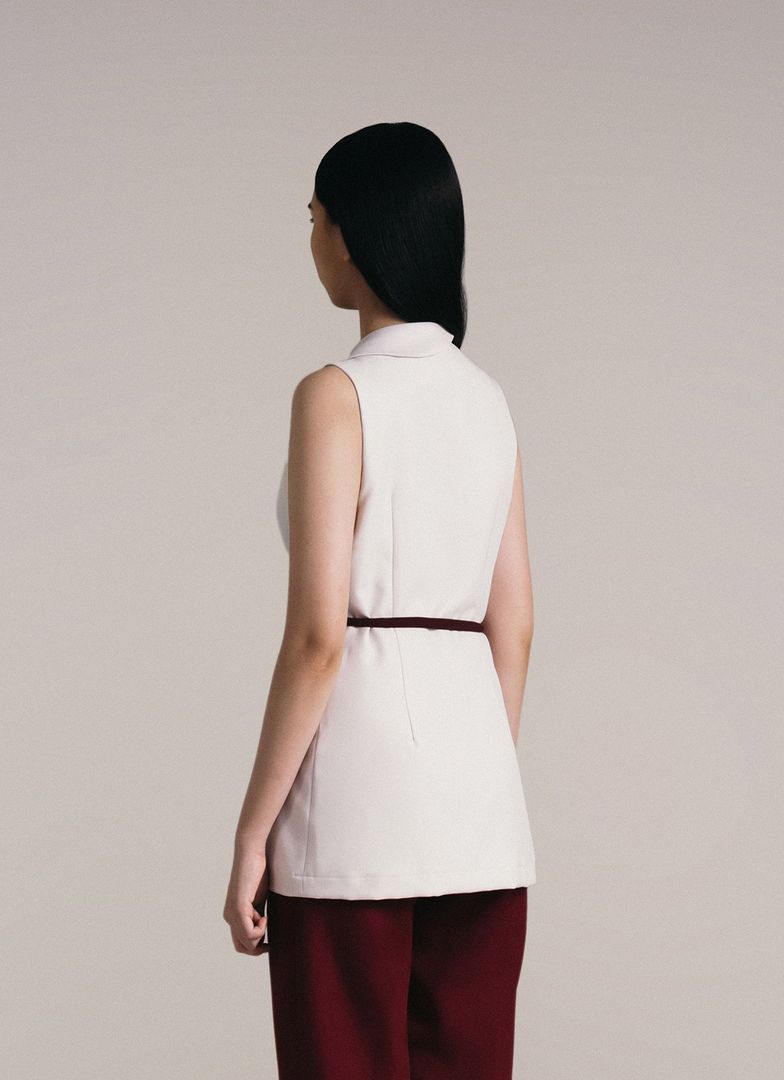 Eugene Vest in Beige (M only)