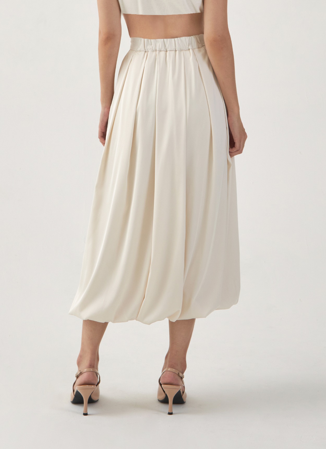 Puff Sateen Baloon Skirt in Ivory