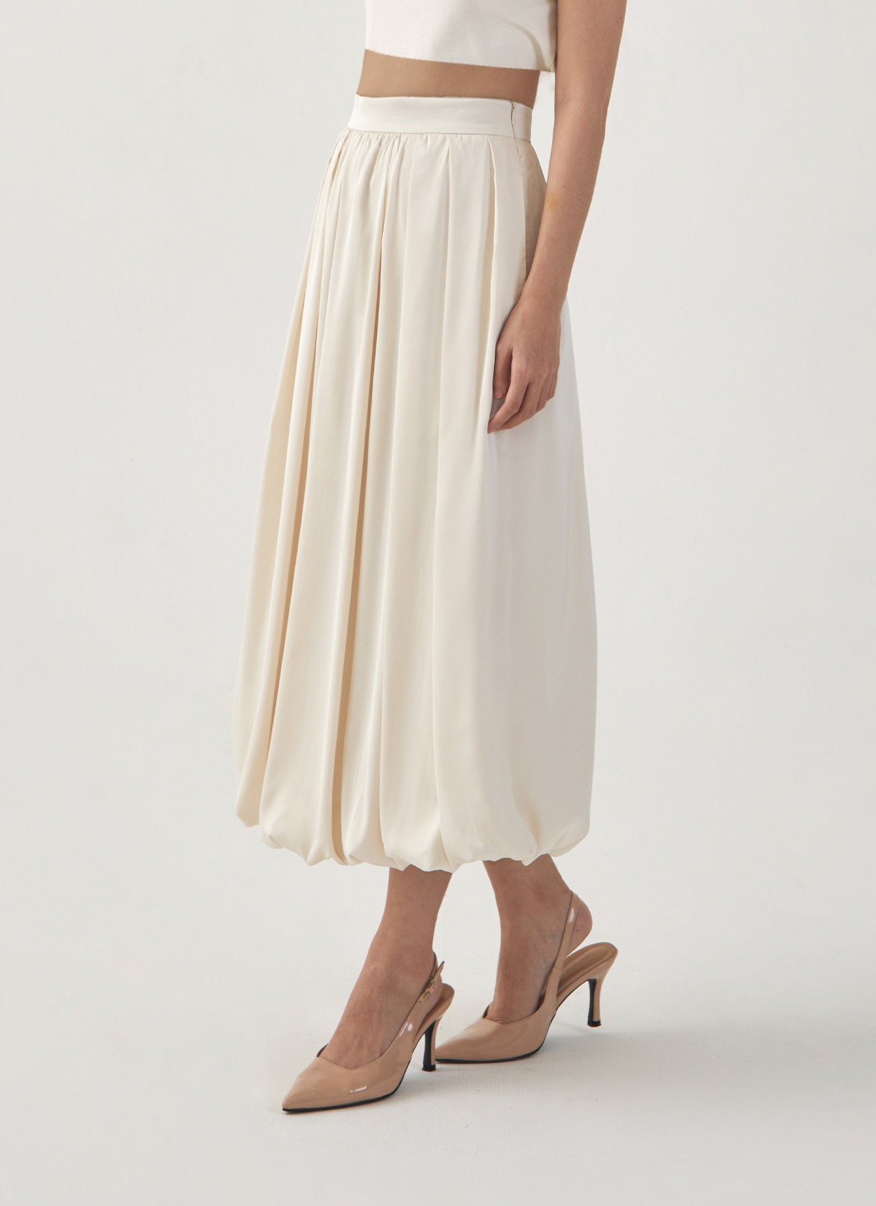 Puff Sateen Baloon Skirt in Ivory