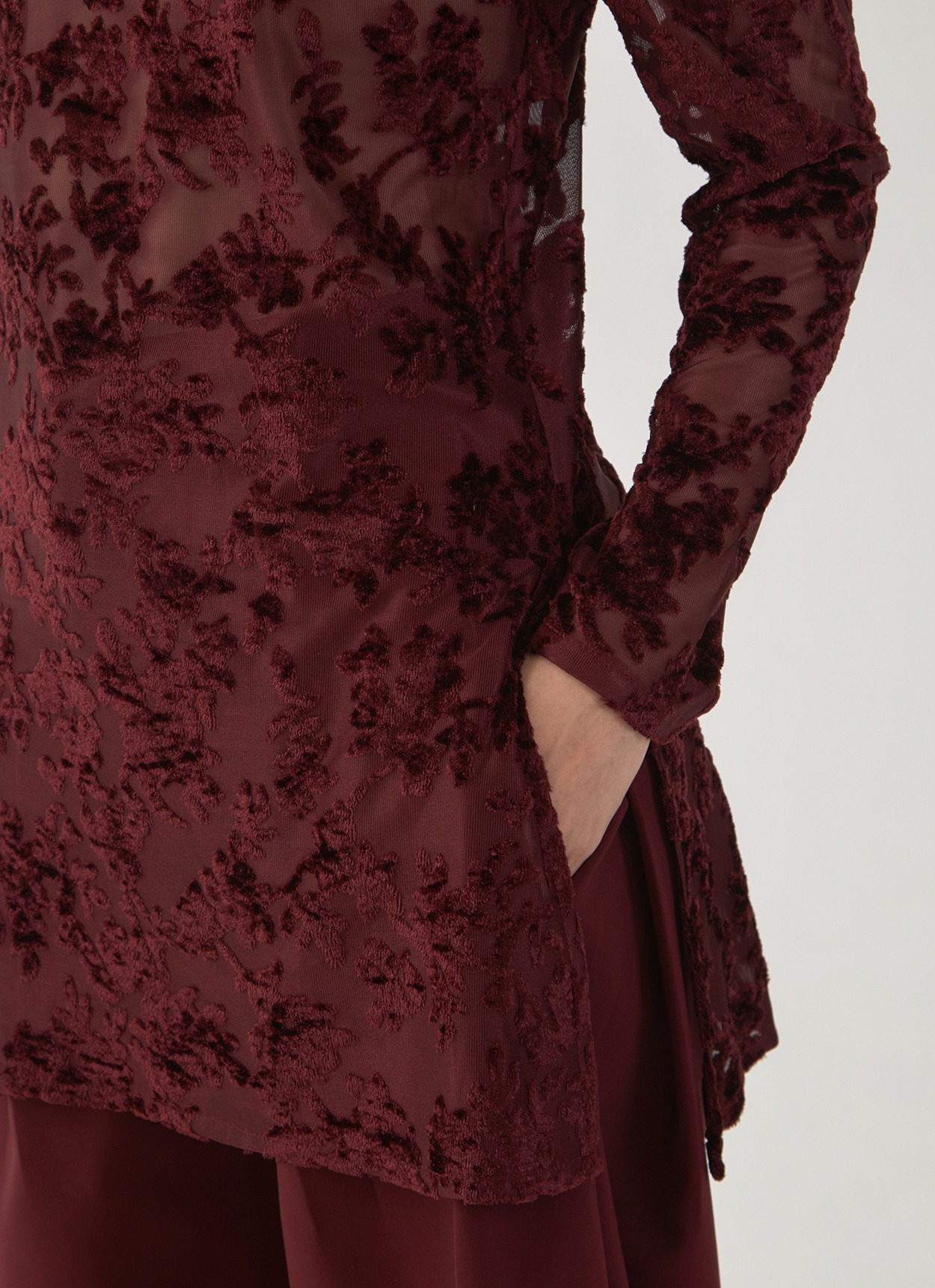Leura Lace Top in Maroon