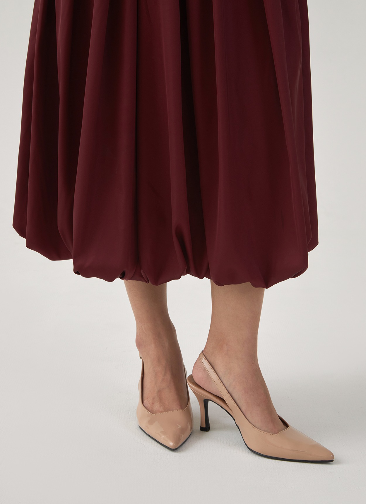 Puff Sateen Baloon Skirt in Maroon