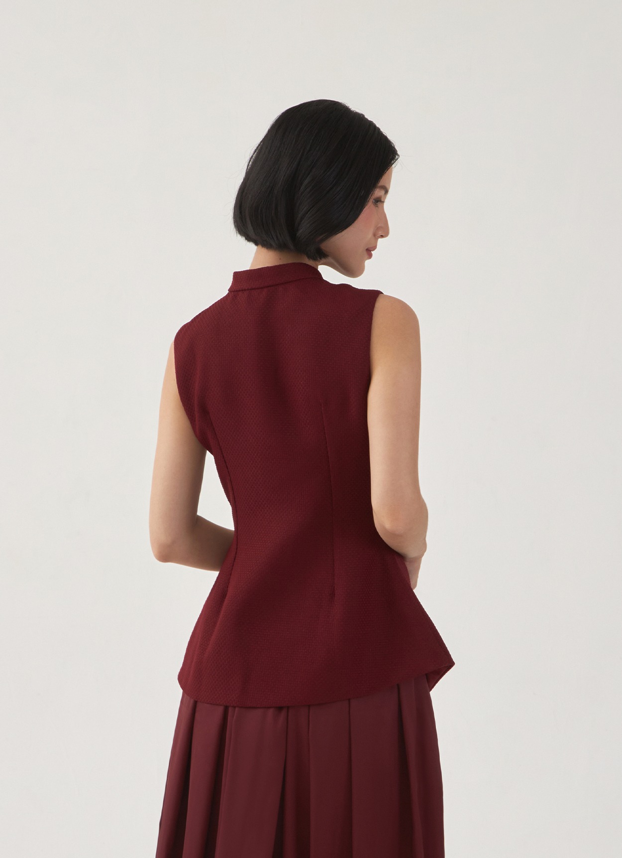 Rouge Vest in Maroon