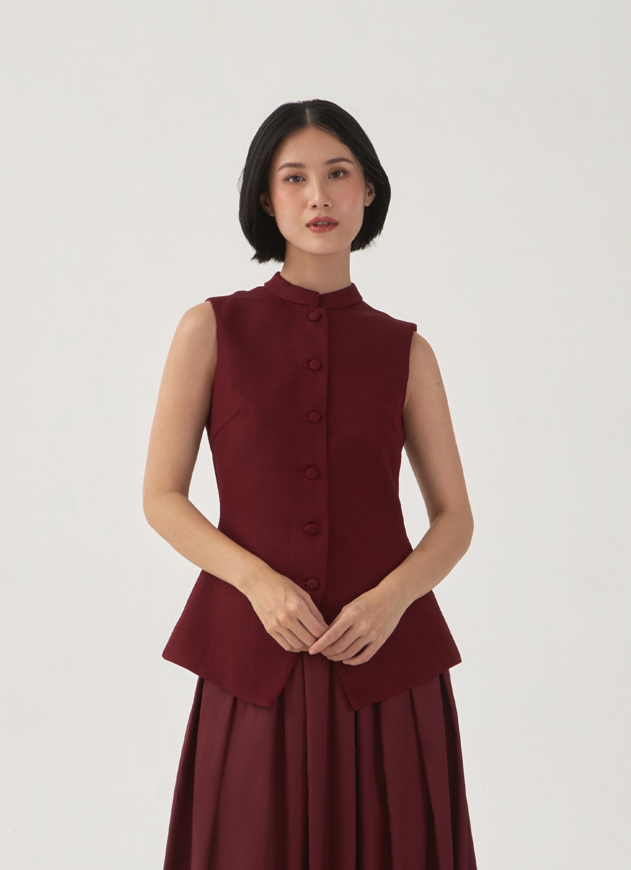 Rouge Vest in Maroon