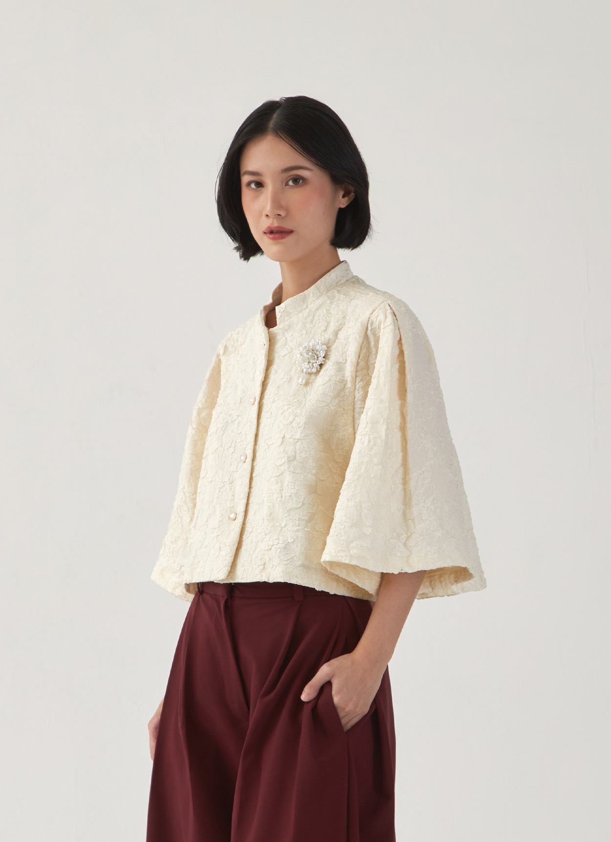 Ivoire Outer in Ivory