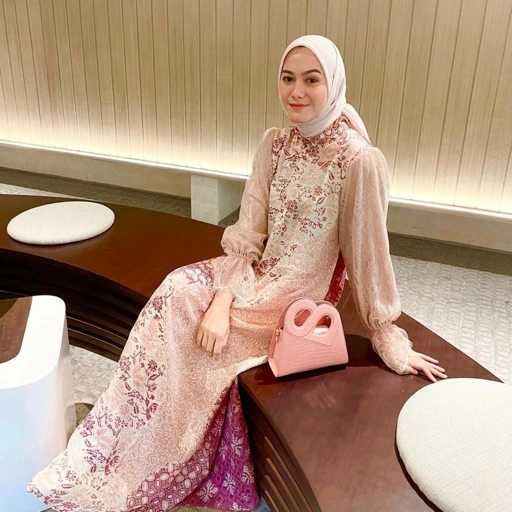 Image of Kartinis - Ameena - Dress Batik Viscose 