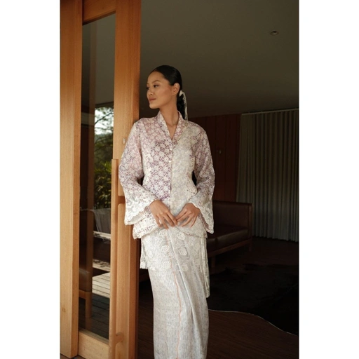 Image of Kartinis - Sarai - Atasan Blouse Batik Kerja Wanita Modern