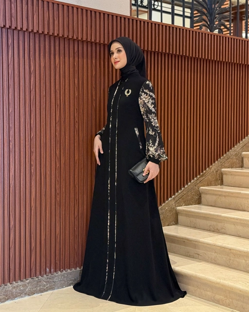 Aina Dress (Royal Garden)