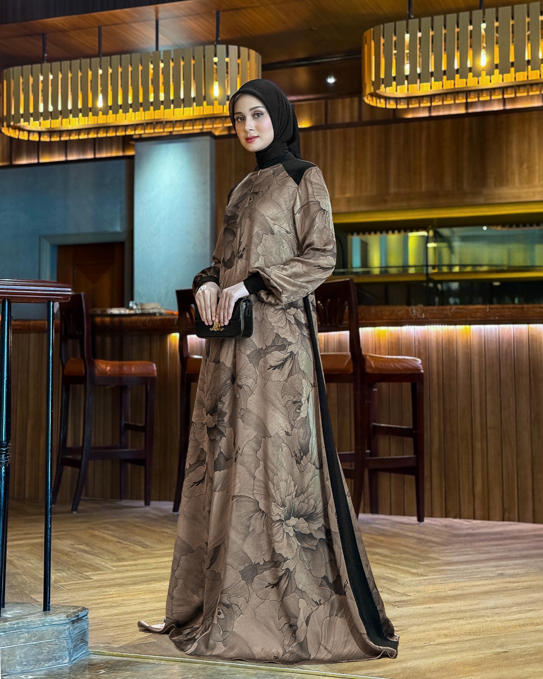 Black Royale Dress (Mushroom Taupe)
