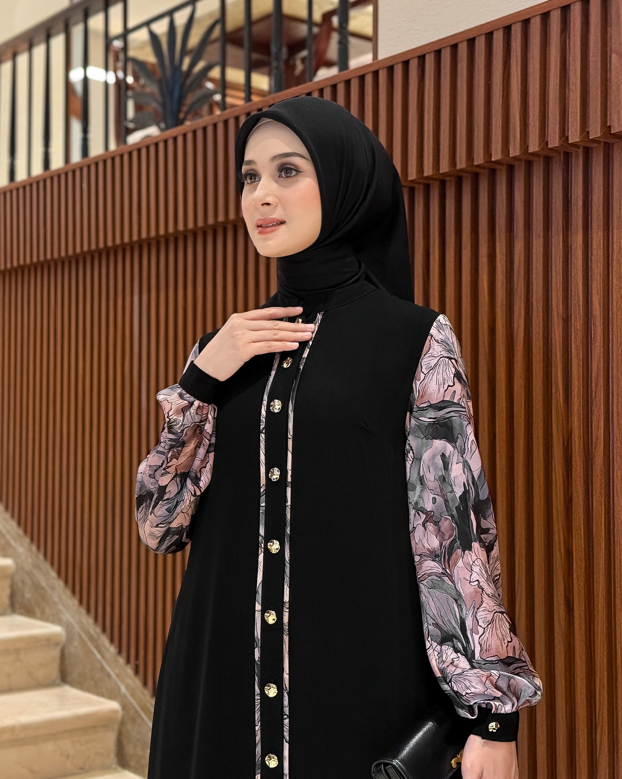 Aina Dress Black Velvet Series (Baby Pink)