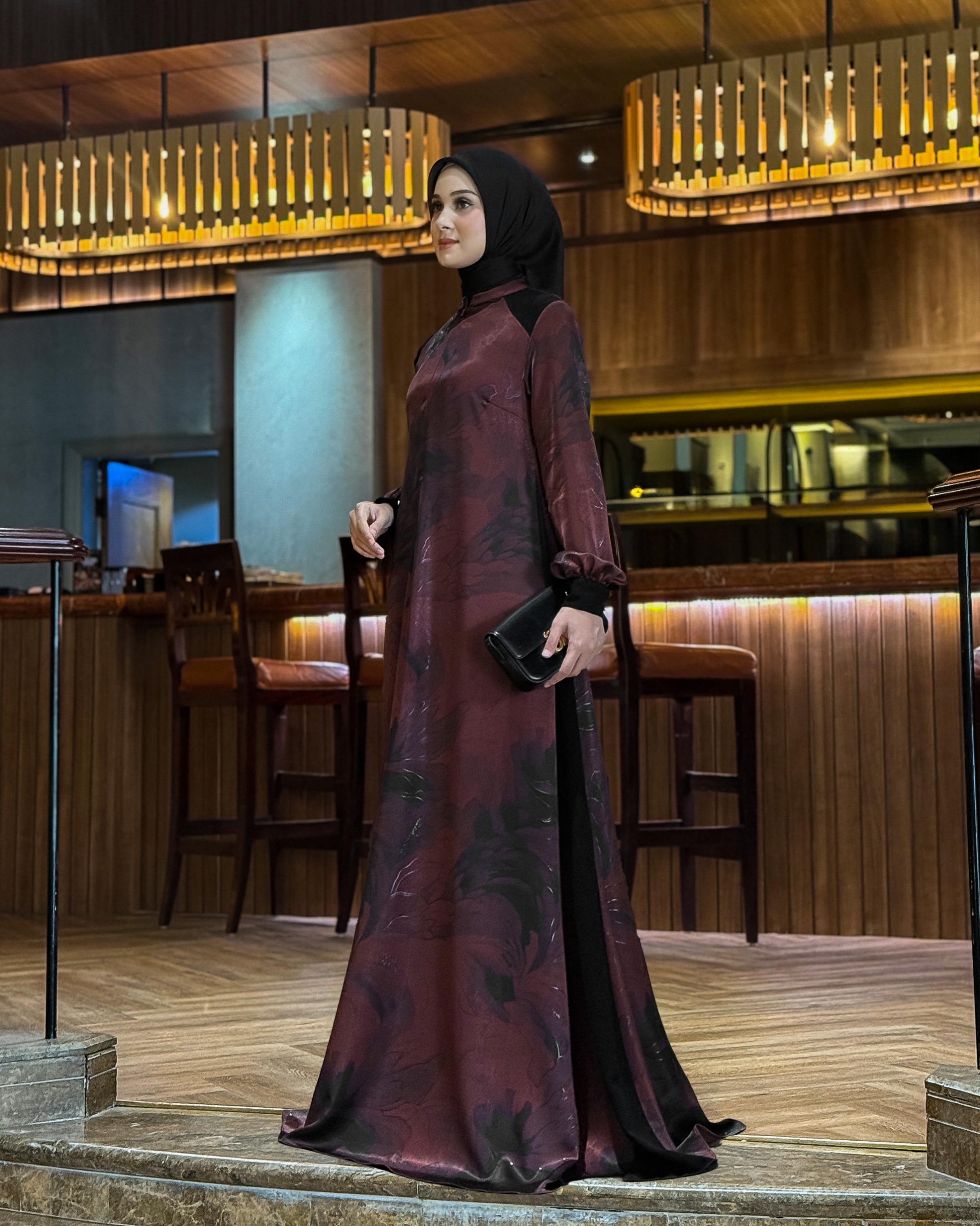 Black Royale Dress (Maron)