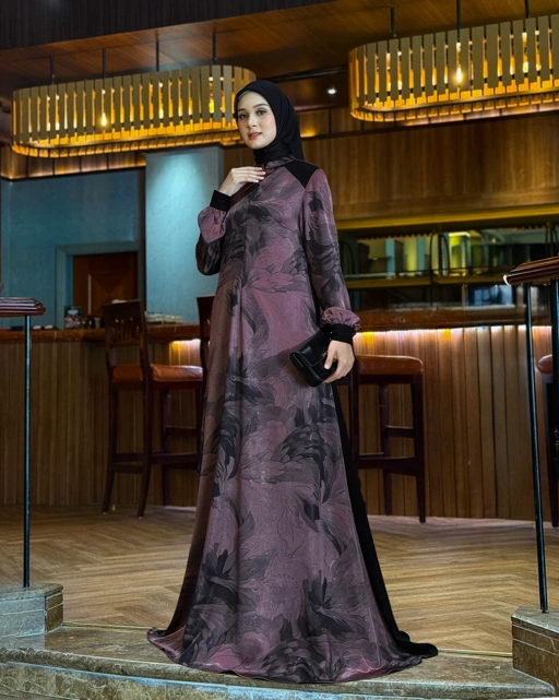 Image of Black Royale Dress (Dusty Mauve)
