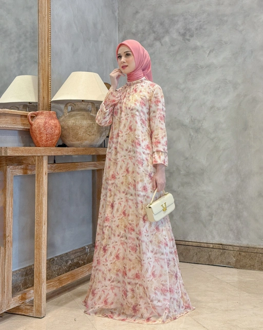 Lamisya Dress (Rose Blush)