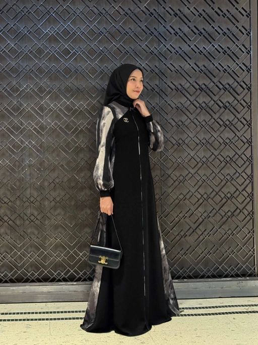 Image of Zahira Dress (Motif Abstract)