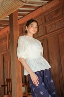 Riskavebrie - Kebaya & Blouse Legowo Raga (Putih)