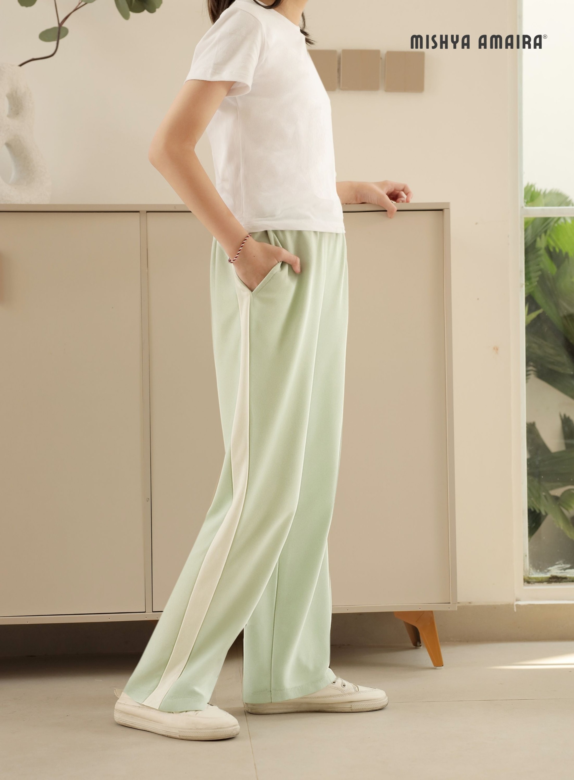 Jesse Sweatpants Listed