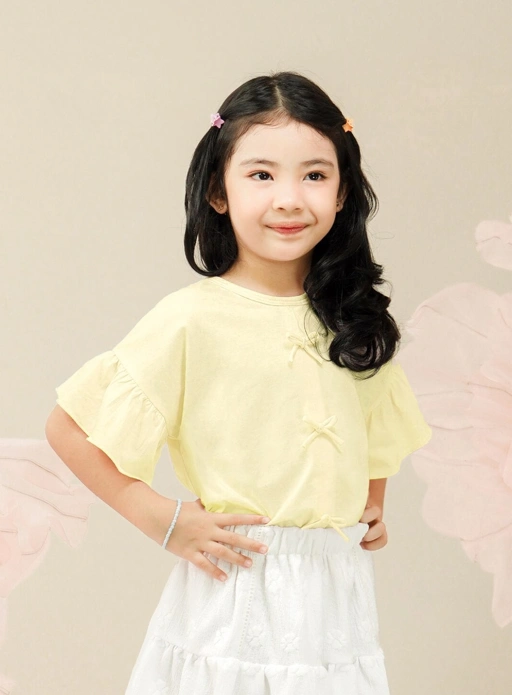 Image of Amora Bow Top