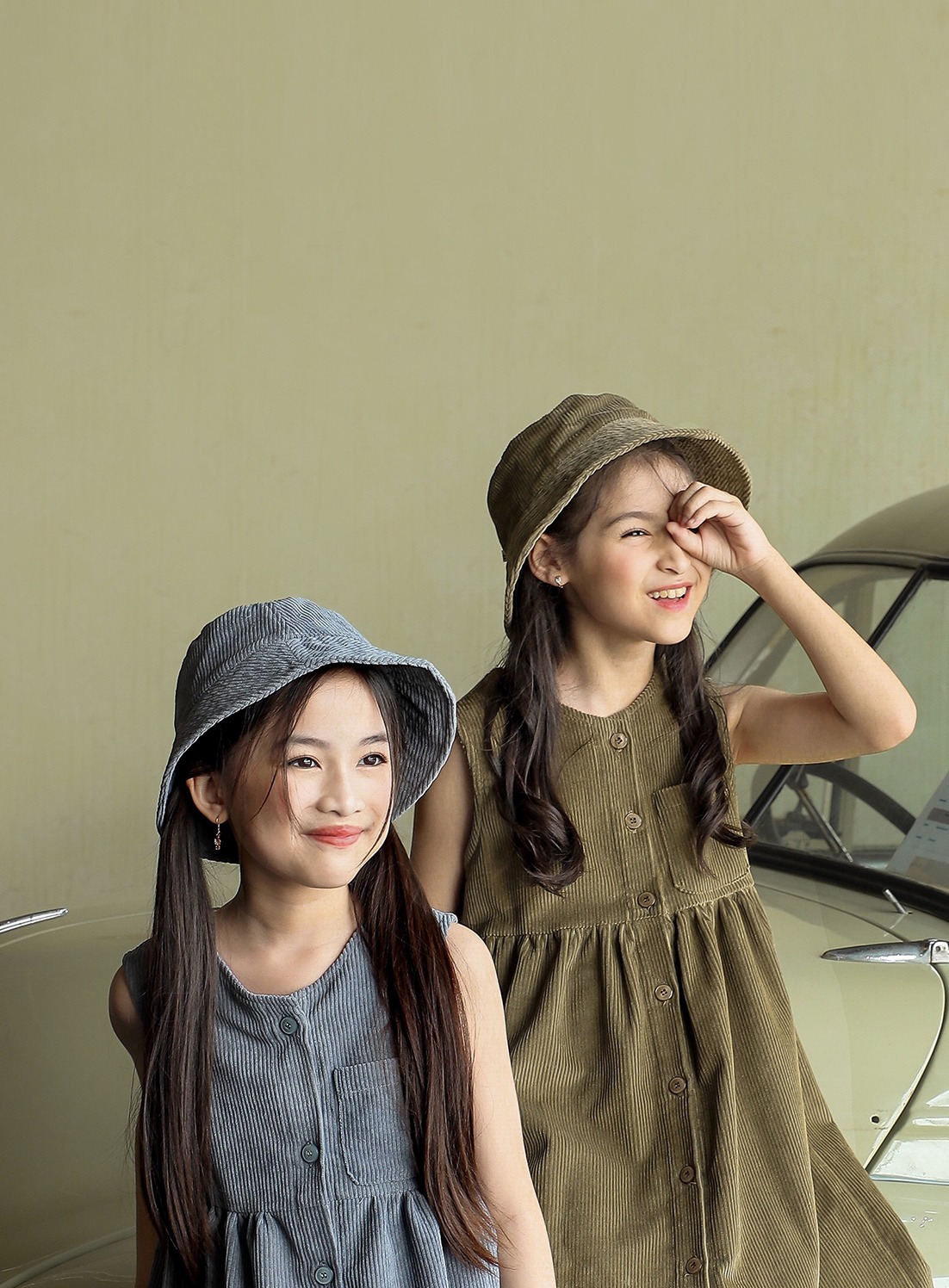 Corduroy bucket hat